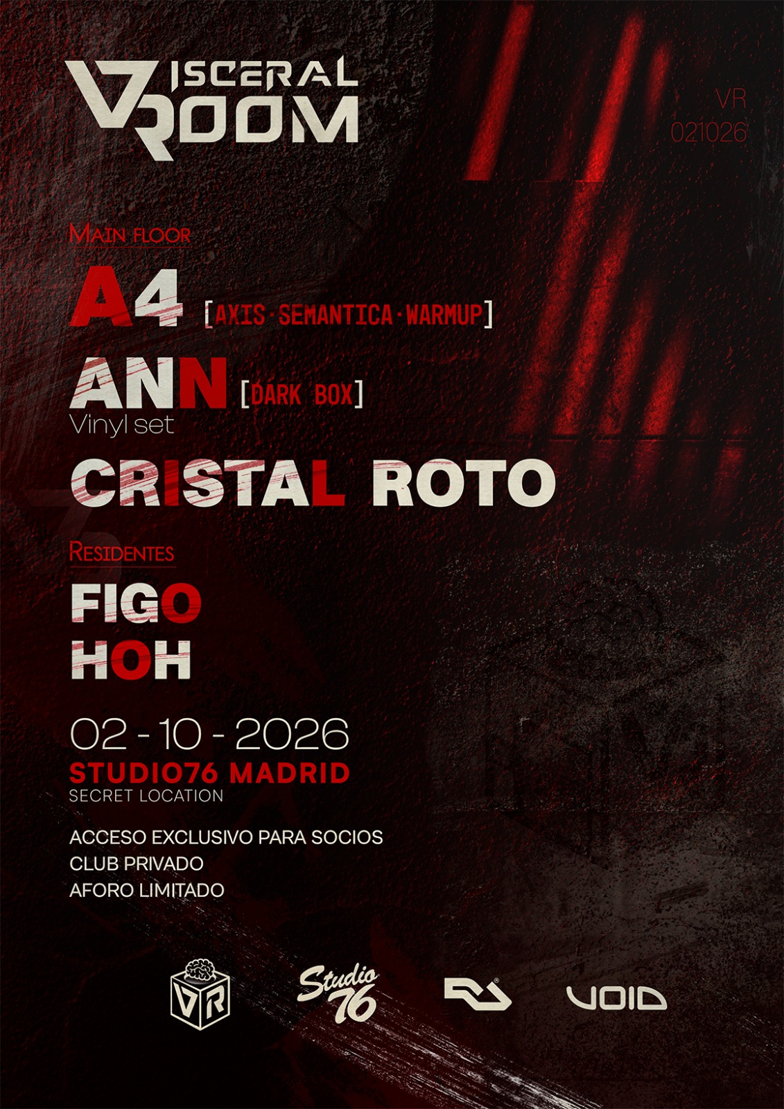 Visceral Room A4, Ann, Cristal Roto