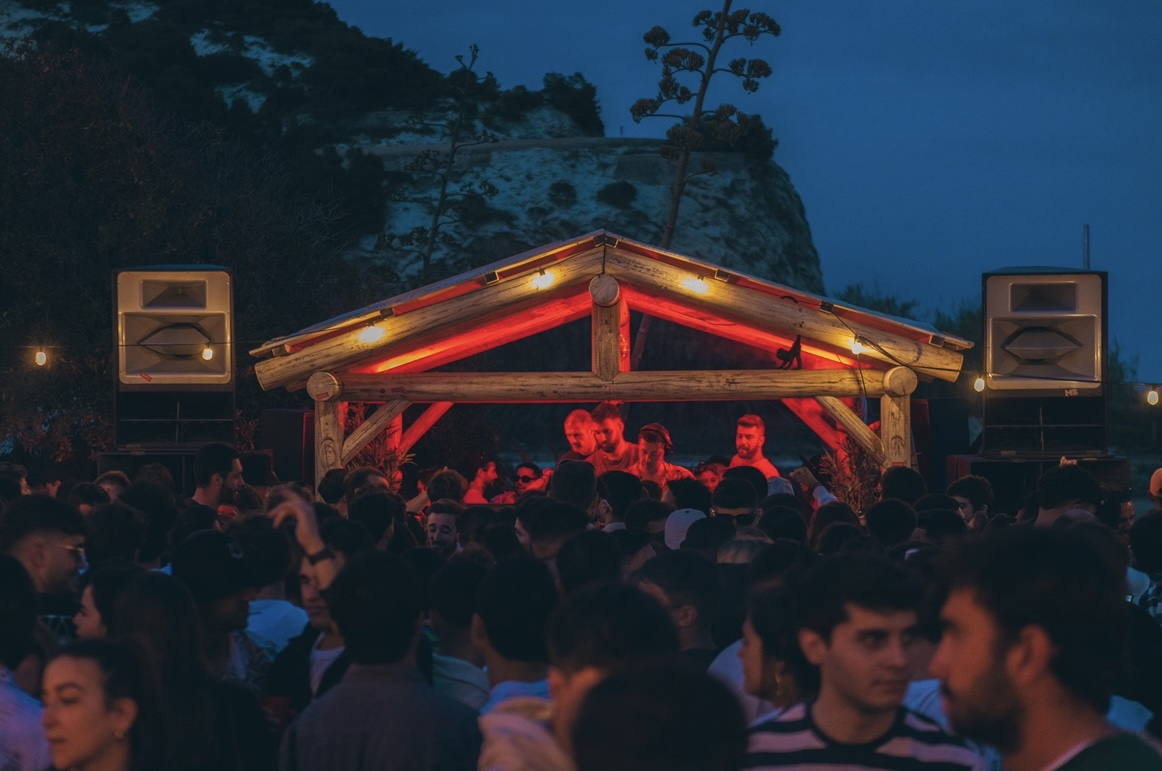 BONANZA x BONDANCE pres. 10h beach party